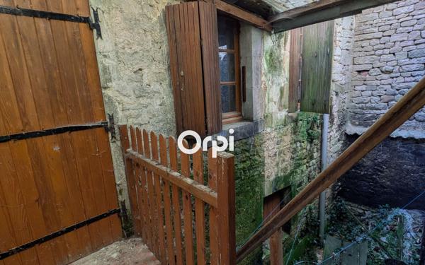 Maison à vendre    1 pièce • 54,87 m2 Joinville