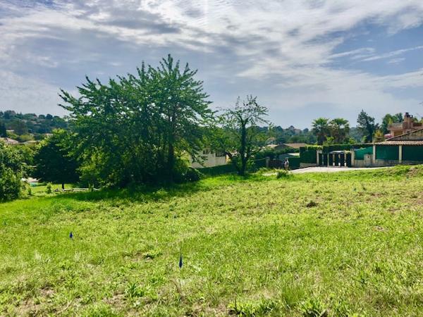 La Colle-sur-Loup (06480) Au calme absolu