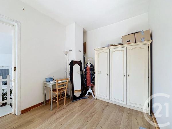 Maison à vendre  5 pièces - 160 m 2   GRIGNY  - 69