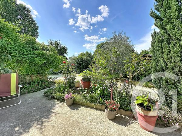 Maison à vendre  5 pièces - 160 m 2   GRIGNY  - 69