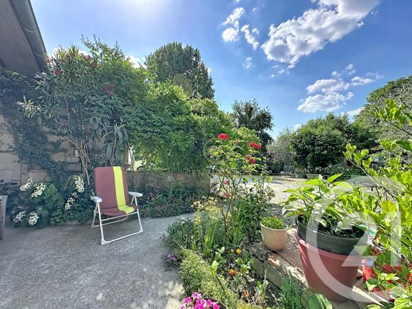 Maison à vendre  5 pièces - 160 m 2   GRIGNY  - 69