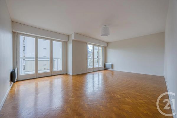 Appartement T4 à vendre  4 pièces - 83,09 m 2   CHAMBERY  - 73