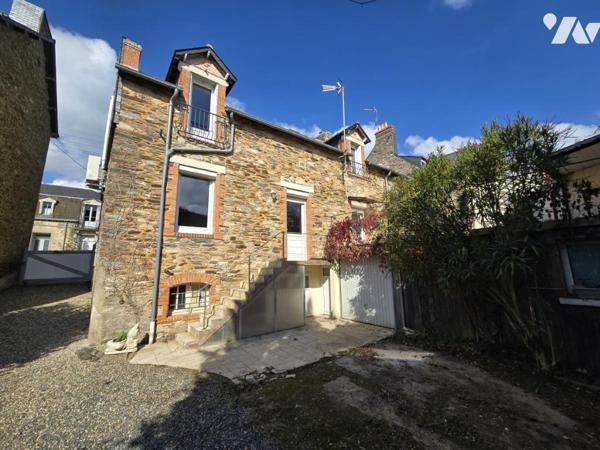 EN CENTRE VILLE - MAISON PIERRE - 4 CHAMBRES - HANGAR