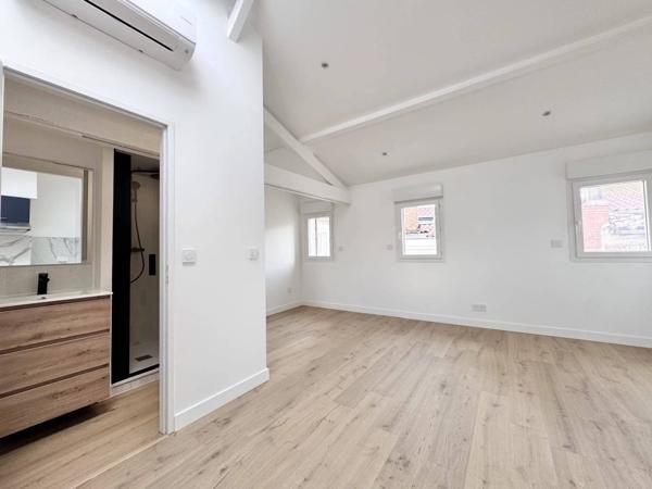 Studio rénové - Allée Jean Jaurès