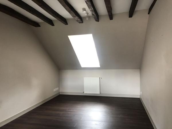 A louer  proche Gare bel appartement de type 2