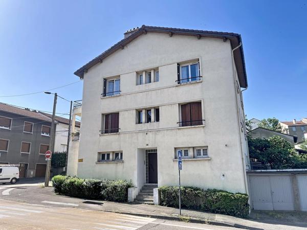Maison atypique T4 + studio + 2 garages