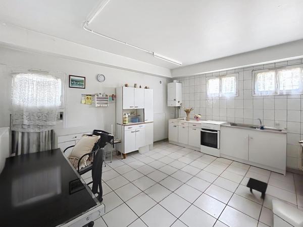 Maison atypique T4 + studio + 2 garages