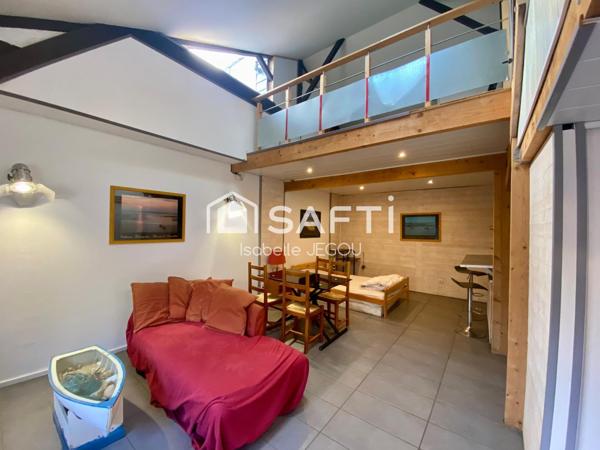 LOCAL COMMERCIAL à La Teste de Buch + BUREAUX 58m² et appartement supplémentaire 70m²
