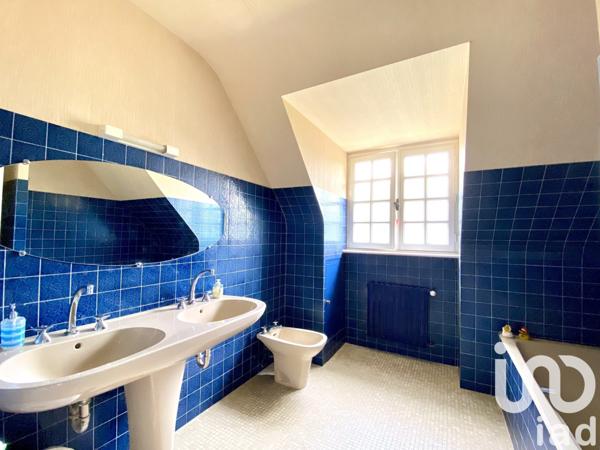 Maison à vendre 6 pièces 220 m² Lanvallay