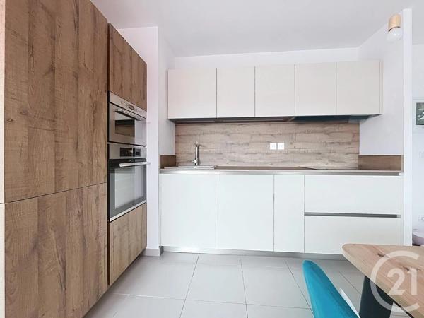 Appartement T2 à vendre  2 pièces - 52,60 m 2   ST RAPHAEL  - 83