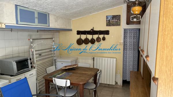 St JEAN DU GARD, au coeur des Cevènnes, maison de PP F3/F4 sur 882 m² de terrain