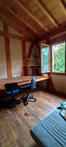 Maison bio climatique 6 pièces à rénover sur terrain 2500 m²