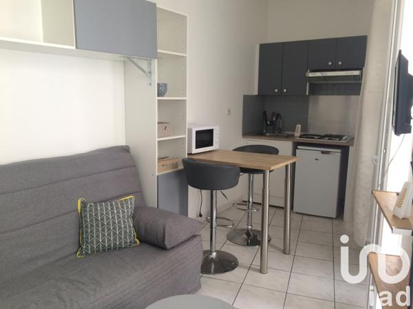 Immeuble à vendre 171 m² Nîmes