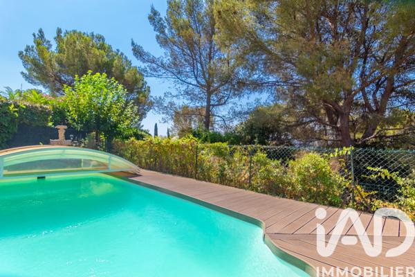 Maison à vendre 6 pièces 134 m² Roquebrune-sur-Argens
