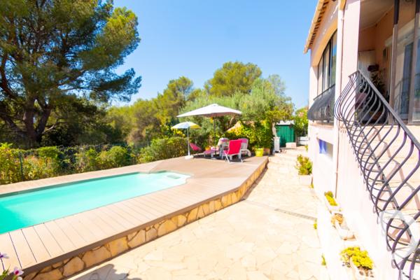 Maison à vendre 6 pièces 134 m² Roquebrune-sur-Argens