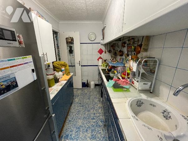 SAINT JUST 13013/13004 , T3 ACCES JARDIN 130M² ENV, CALME PROCHE METRO ET VILLAS.