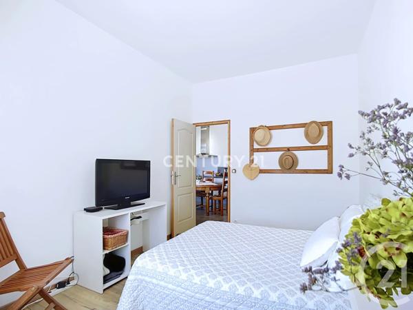 Appartement F3 à vendre  3 pièces - 55,30 m 2   AUBAGNE  - 13