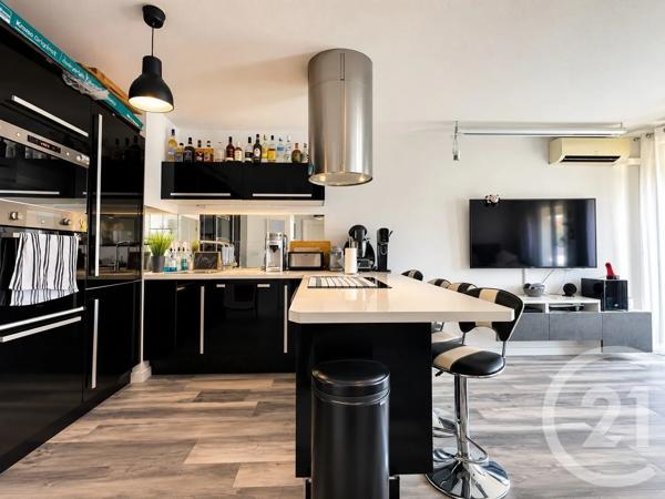 Appartement F3 à vendre  3 pièces - 60,55 m 2   COGOLIN  - 83