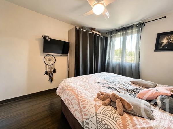 Appartement F3 à vendre  3 pièces - 60,55 m 2   COGOLIN  - 83
