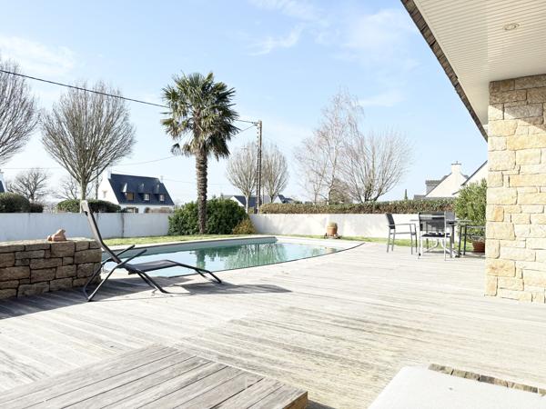 THEIX-NOYALO – MAISON AVEC PISCINE, DÉPENDANCE & VUE SUR LE GOLFE DU MORBIHAN