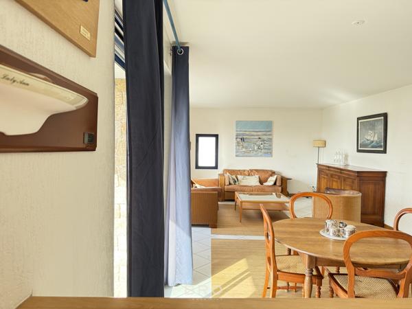 THEIX-NOYALO – MAISON AVEC PISCINE, DÉPENDANCE & VUE SUR LE GOLFE DU MORBIHAN