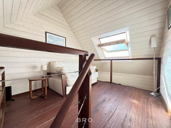 THEIX-NOYALO – MAISON AVEC PISCINE, DÉPENDANCE & VUE SUR LE GOLFE DU MORBIHAN