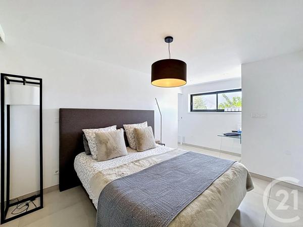 Appartement F3 à vendre  3 pièces - 85 m 2   LE CANNET  - 06