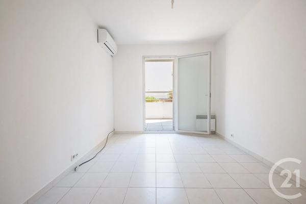 Appartement T4 à vendre  4 pièces - 78,10 m 2   ANTIBES  - 06