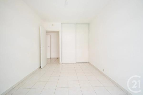 Appartement T4 à vendre  4 pièces - 78,10 m 2   ANTIBES  - 06