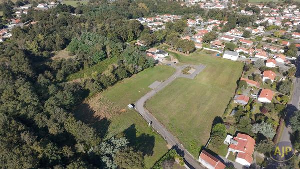 Vente terrain Challans : 165 450 € - AJP Immobilier Challans