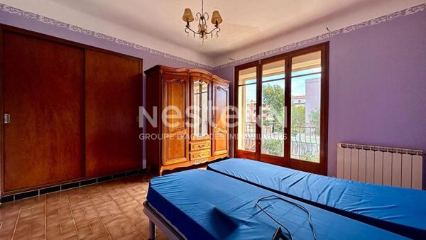 Maison La Crau 7 pièces 197 m2 double habitation T3 + T5 Centre Ville