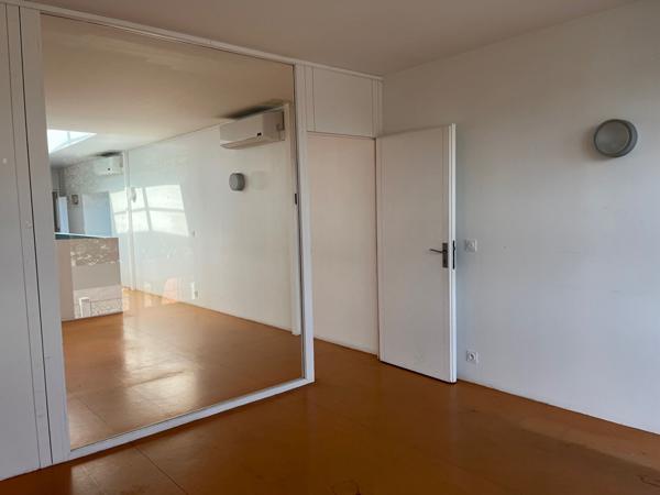 A VENDRE - La Rochelle - Laleu La Pallice , Atelier Loft -140m² - 5 pièces