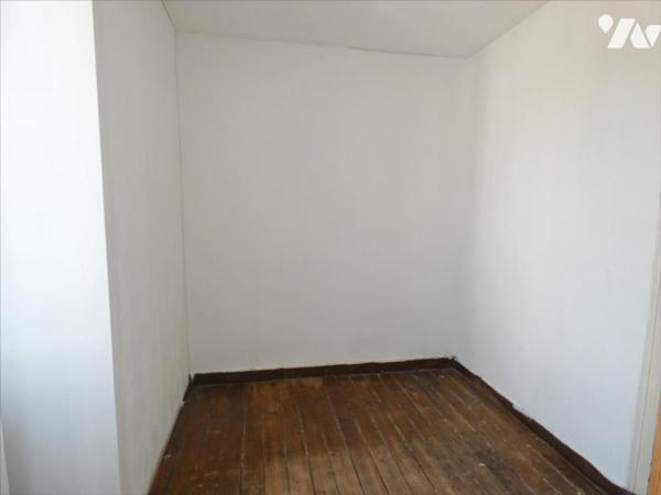 PLEYBEN- Maison au centre