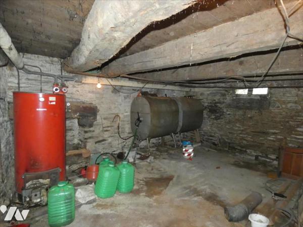 PLEYBEN- Maison au centre