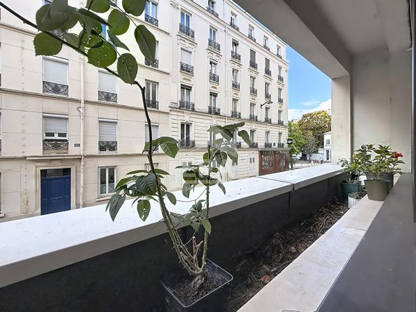 PARIS 12 - DAUMESNIL - 3 PIECES - Surface 74m²