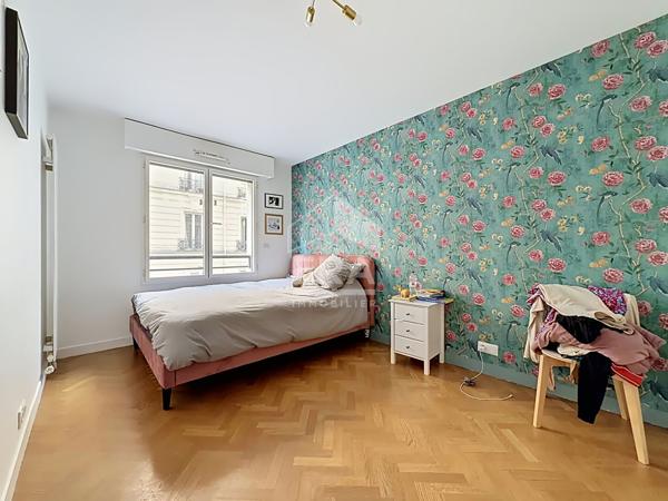 PARIS 12 - DAUMESNIL - 3 PIECES - Surface 74m²