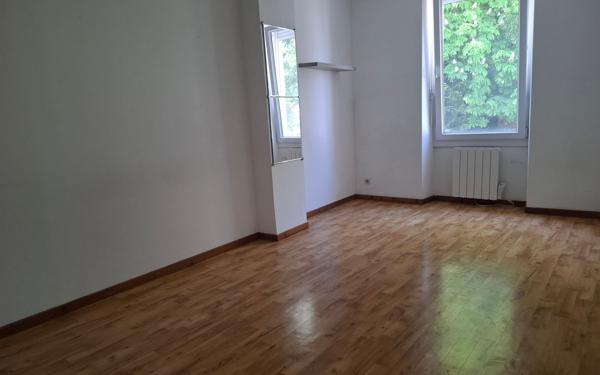 Maison à vendre    3 pièces •  Saujon