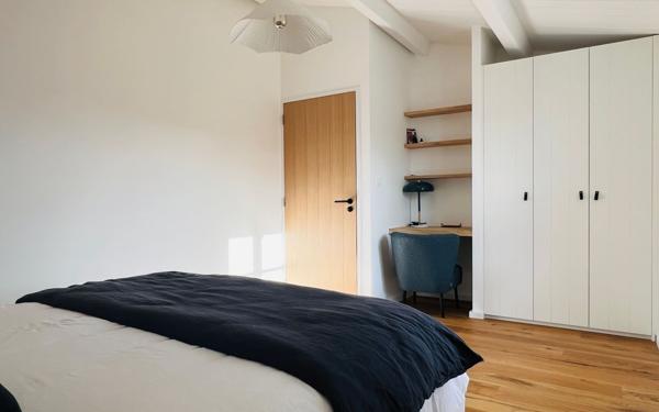 Maison à vendre    6 pièces •  La Flotte