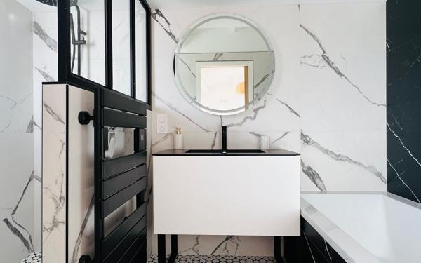 Maison à vendre    6 pièces •  La Flotte