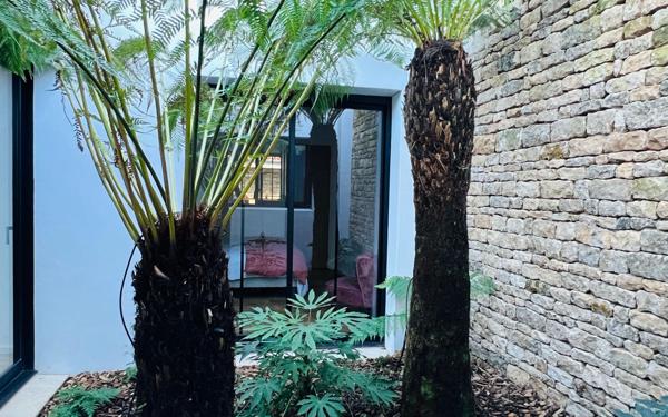 Maison à vendre    6 pièces •  La Flotte