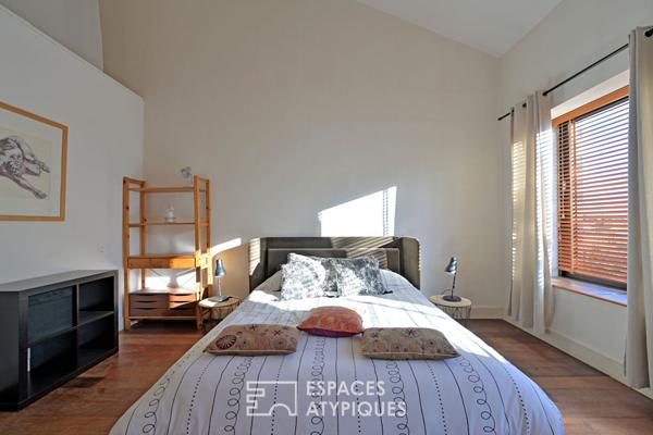 Mas à l’esprit artistique et bohème – 15 km de Nîmes