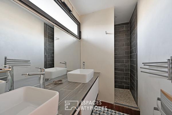 Mas à l’esprit artistique et bohème – 15 km de Nîmes