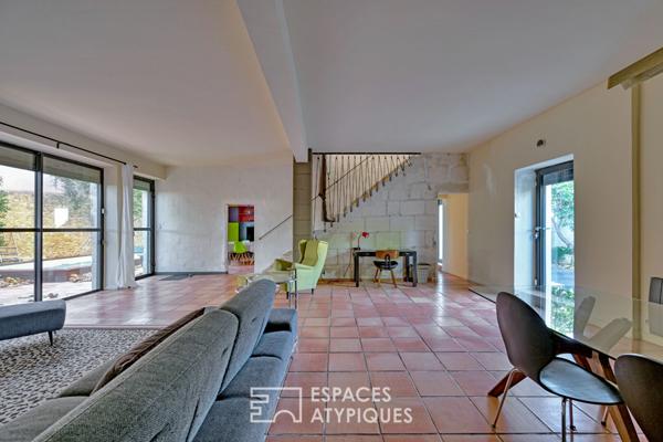 Mas à l’esprit artistique et bohème – 15 km de Nîmes