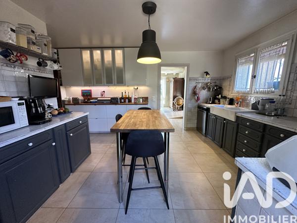 Maison à vendre 6 pièces 186 m² Roquebrune-sur-Argens