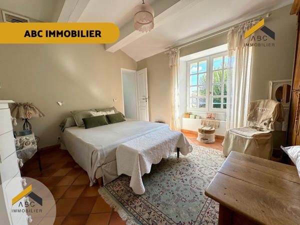 Piolenc (84420) Magnifique mas avec piscine, garage et grand terrain