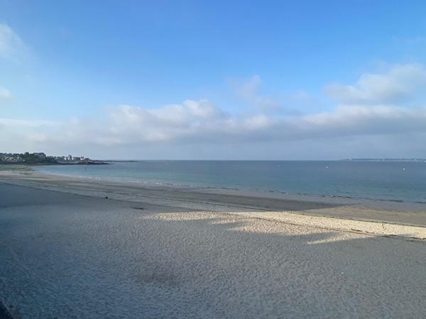 Corp de ferme à rénover de 270 m² sur un terrain de 648 m² proche des plages et de la voie verte