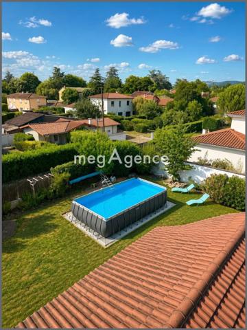 Maison à CHARBONNIERES-LES-BAINS, 69260 - 6 pièces 220m²