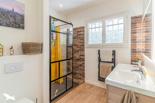 Maison à vendre 848 864 € Bruges 6 p 157 m² DPE C