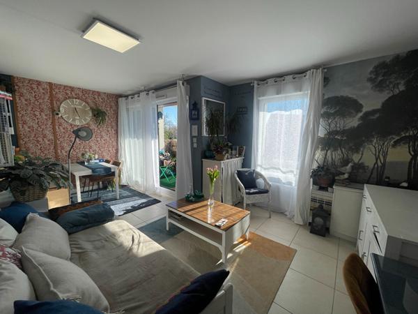 Appartement à vendre à Arradon - Rez de chaussée -balcon- proche mer - 46 m²