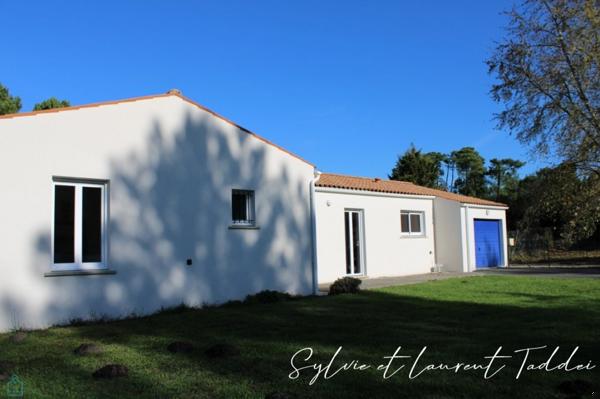 MAISON CONTEMPORAINE IDEALEMENT SITUEE